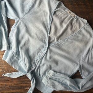 Bella Dahl Long-sleeve V-neck Buttondown with Tie Waist - Size XS